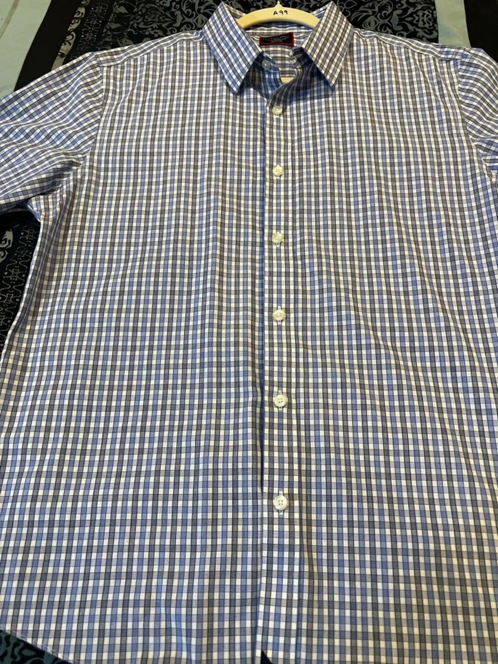 UNTUCKit Men’s Blue and White Check Casual Button-Down Shirt